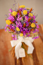 Bouquet de Flores Preservadas y Naturales de Larga Duración (Tonos Fuertes)