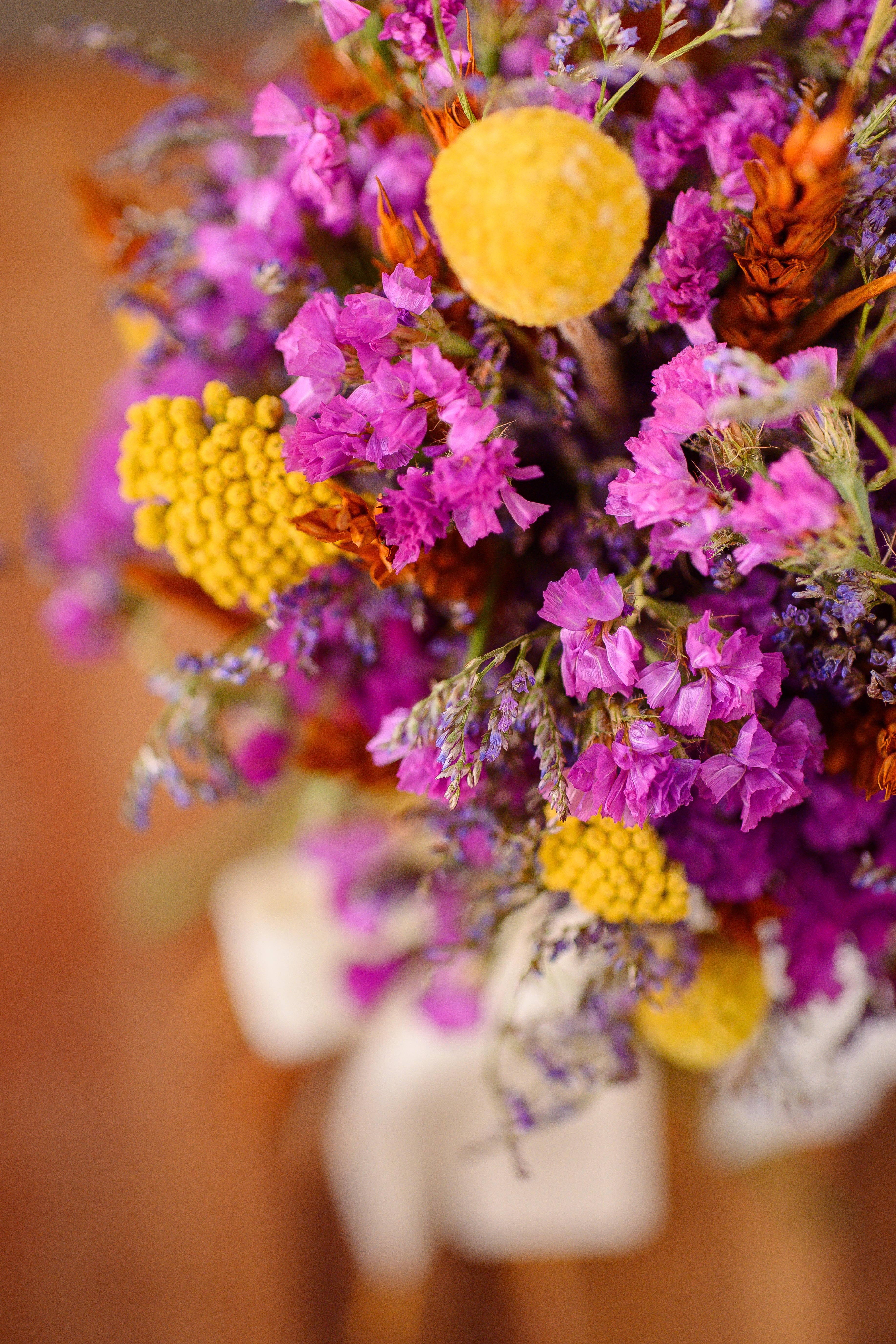 Bouquet de Flores Preservadas y Naturales de Larga Duración (Tonos Fuertes)