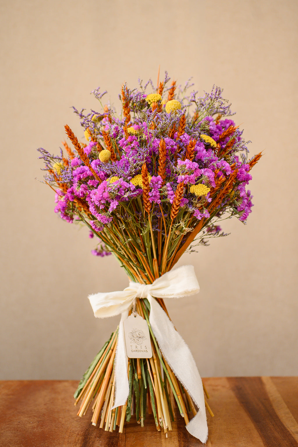 Bouquet de Flores Preservadas y Naturales de Larga Duración (Tonos Fuertes)